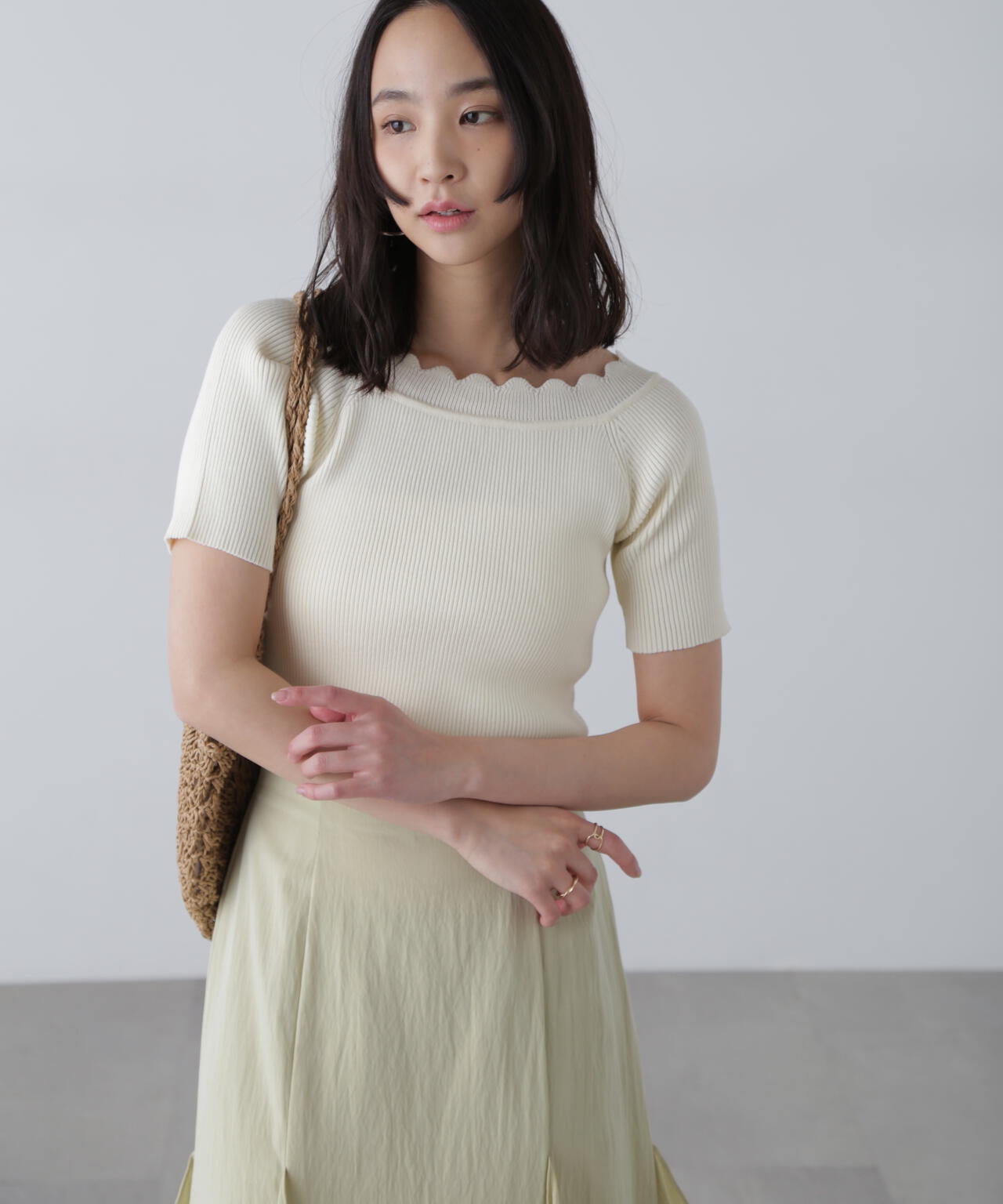 2WAYオフショルスカラップニット