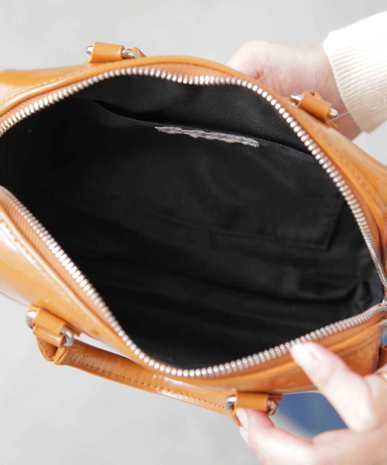 エナメルミニボストンバッグ