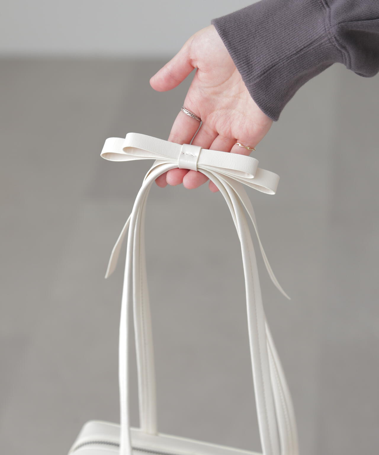 b869fc7c-03f0-595b-a803-cbcdb0a745ee_Image