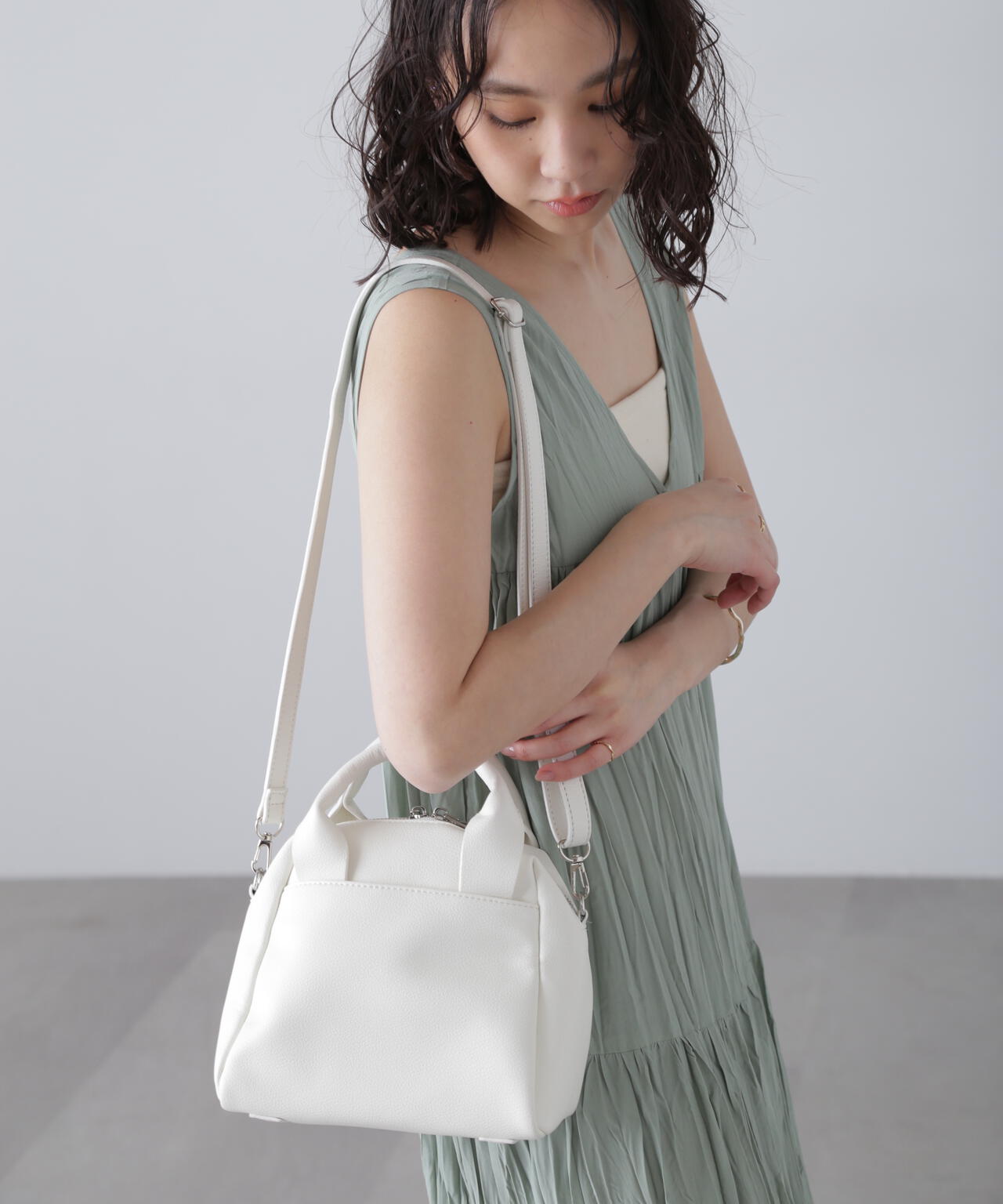 スクエアハンドルバッグ