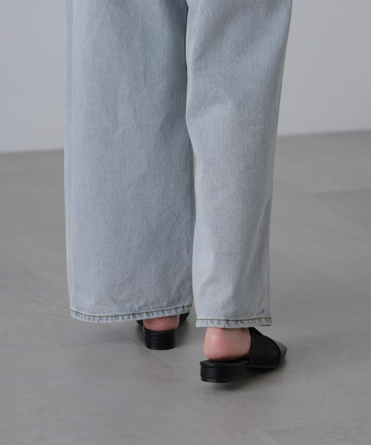 メッシュサンダル