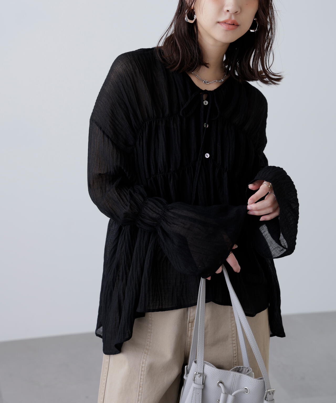 シャーリングドロストチュニックブラウス