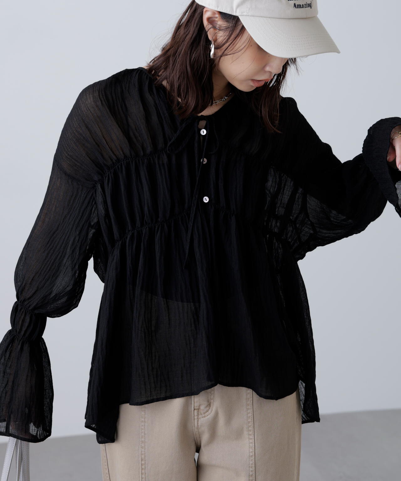 シャーリングドロストチュニックブラウス
