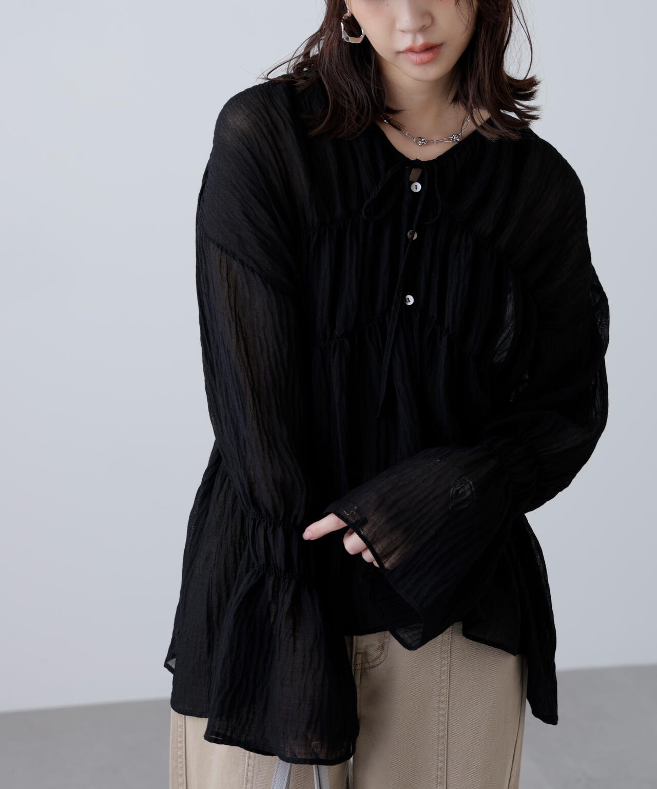 シャーリングドロストチュニックブラウス