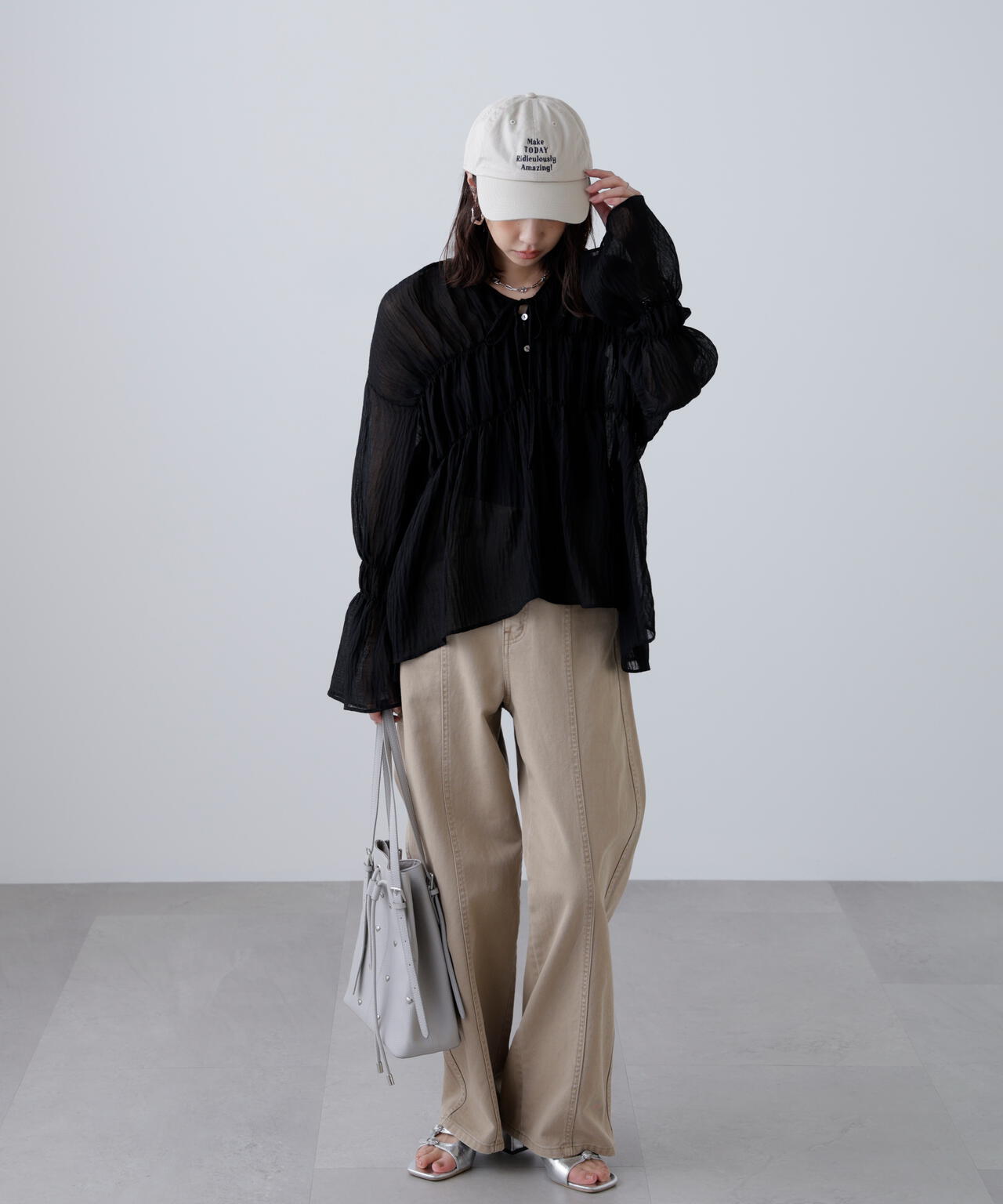 シャーリングドロストチュニックブラウス