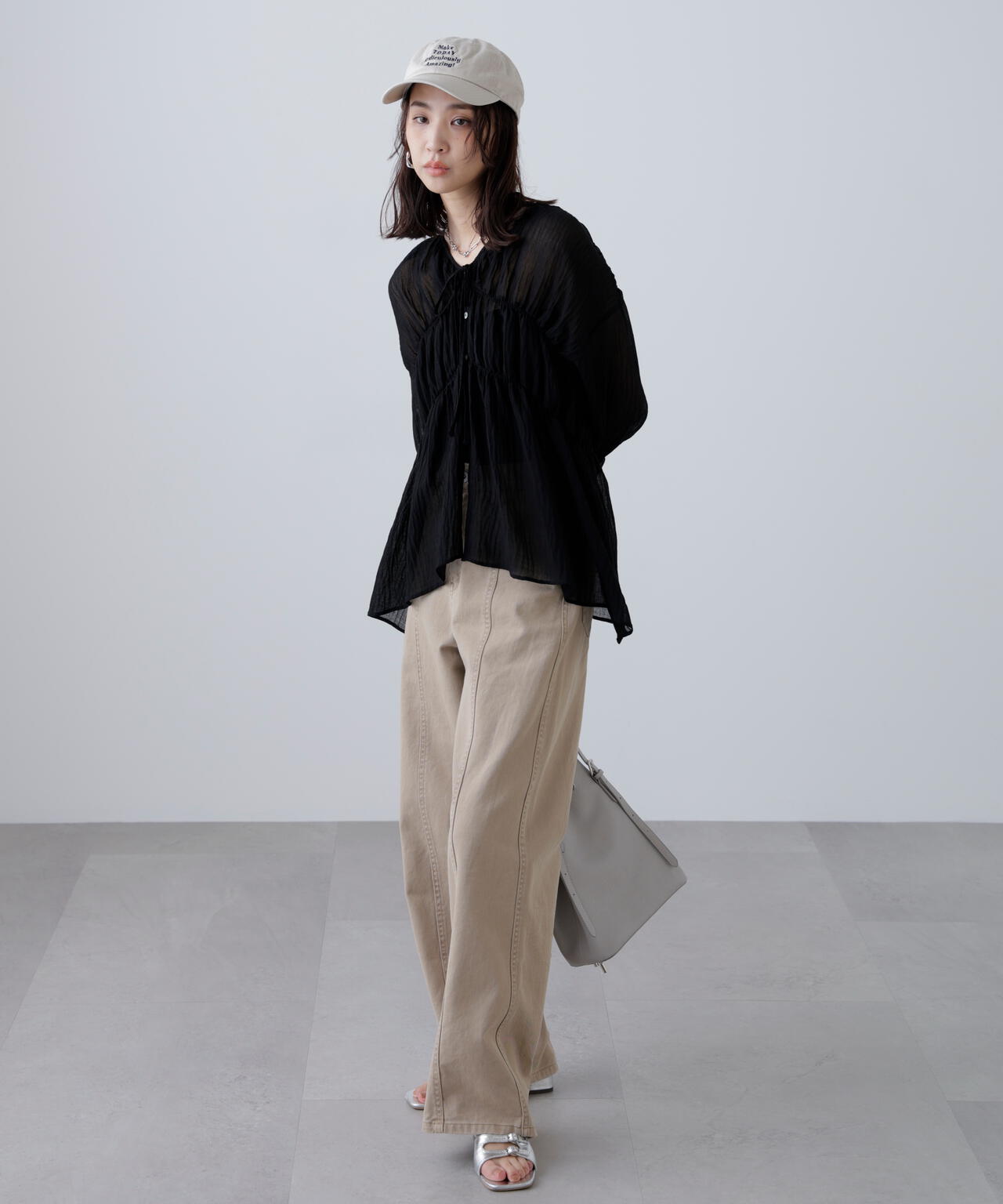 シャーリングドロストチュニックブラウス