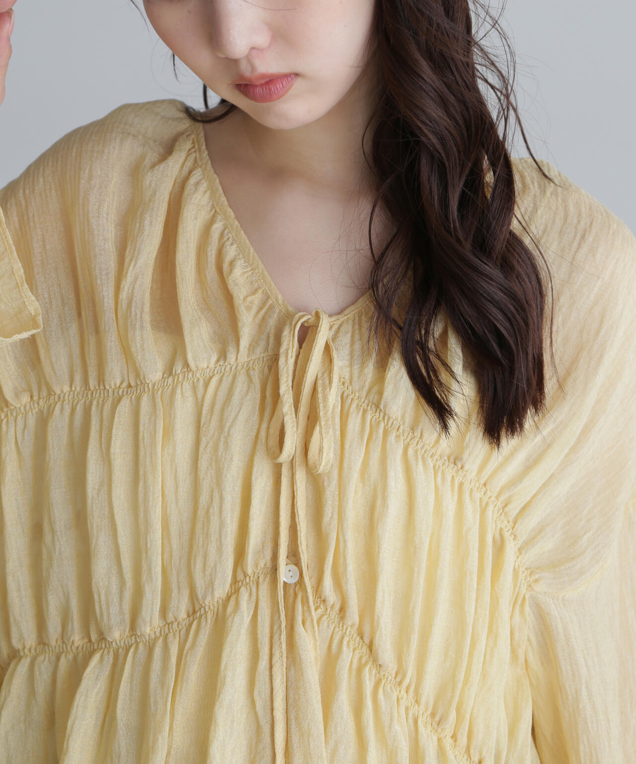 シャーリングドロストチュニックブラウス