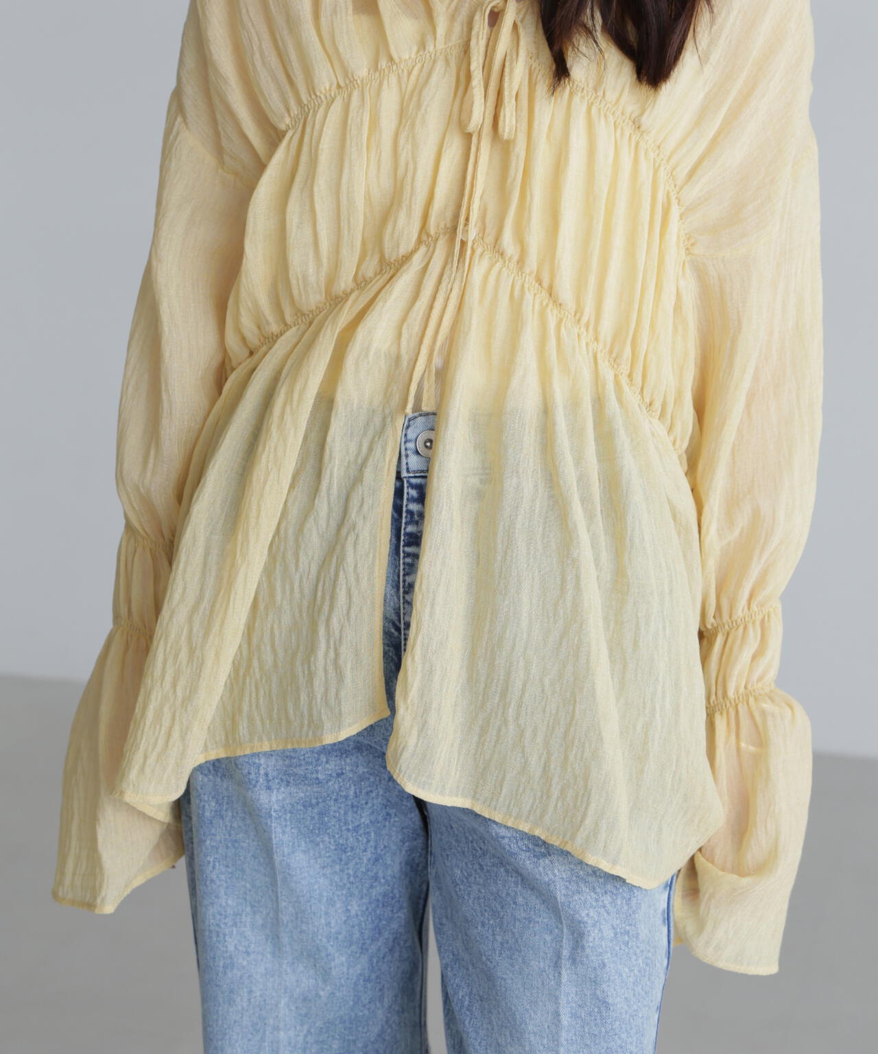 シャーリングドロストチュニックブラウス