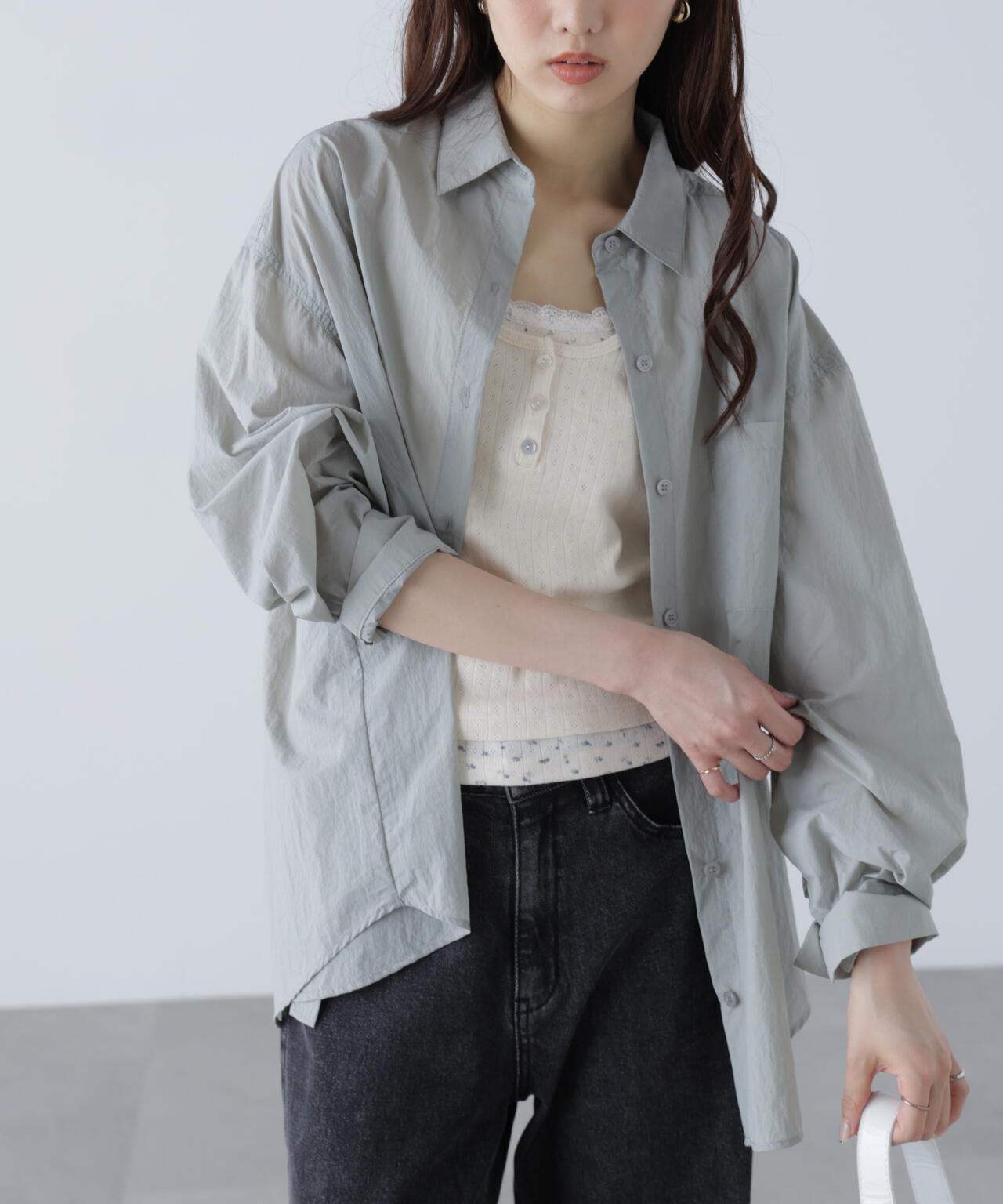 ナイロンベーシックシャツ