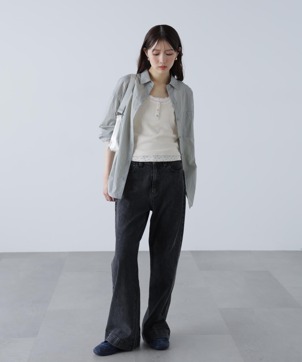 ナイロンベーシックシャツ