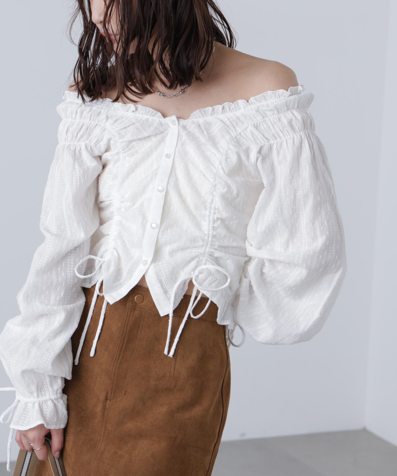 ドロストリボン長袖ブラウス