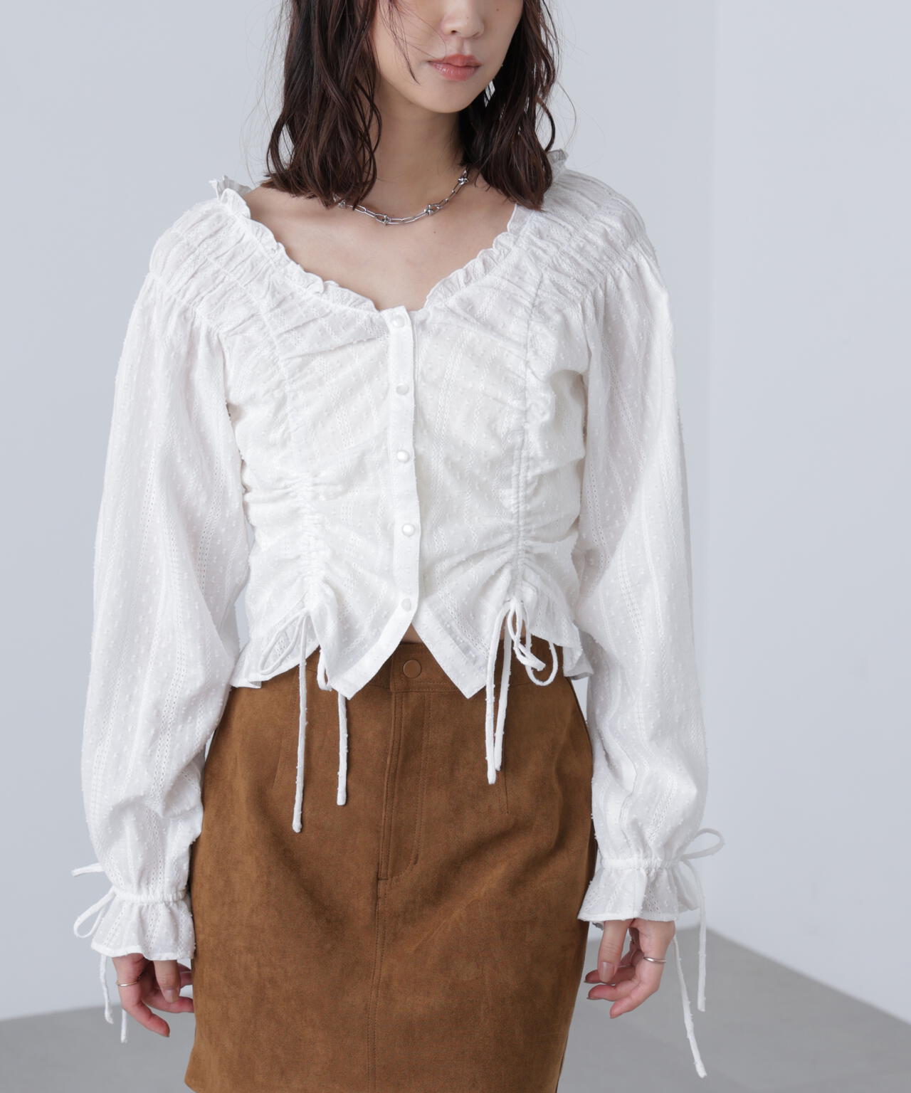 ドロストリボン長袖ブラウス