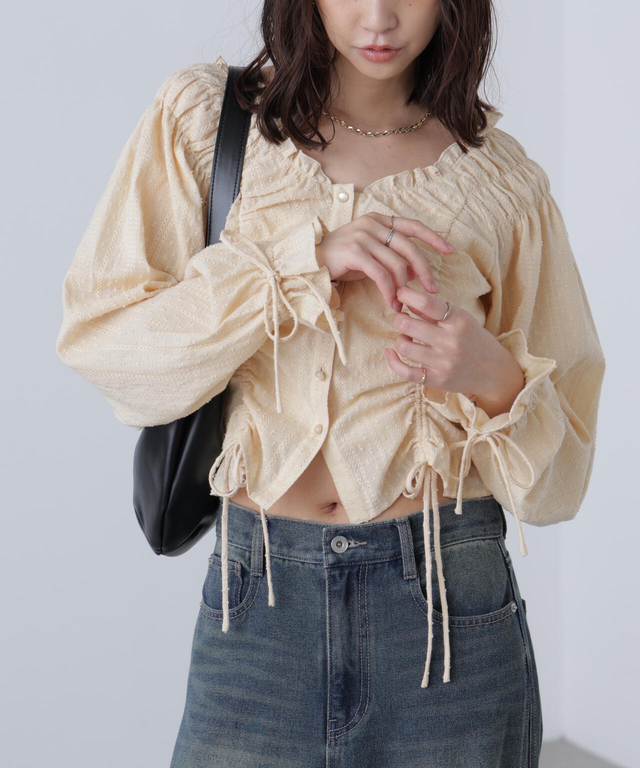 ドロストリボン長袖ブラウス