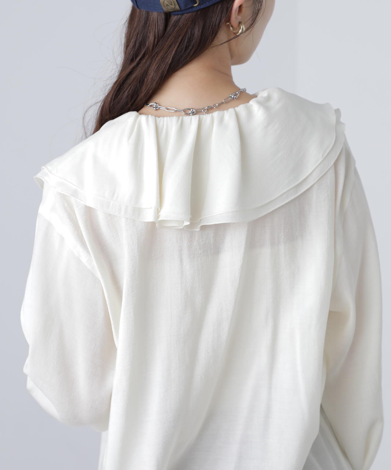 ダブルラッフルフリルブラウス
