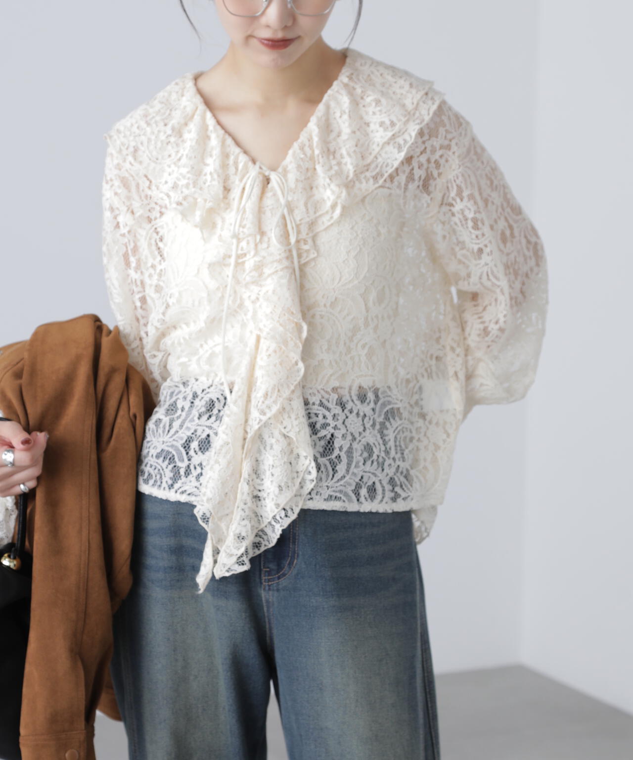 ダブルラッフルフリルブラウス