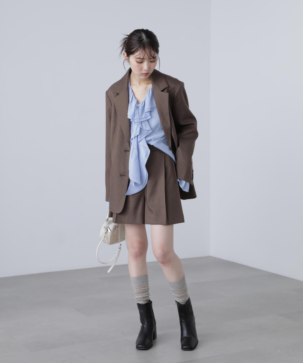 ダブルラッフルフリルブラウス