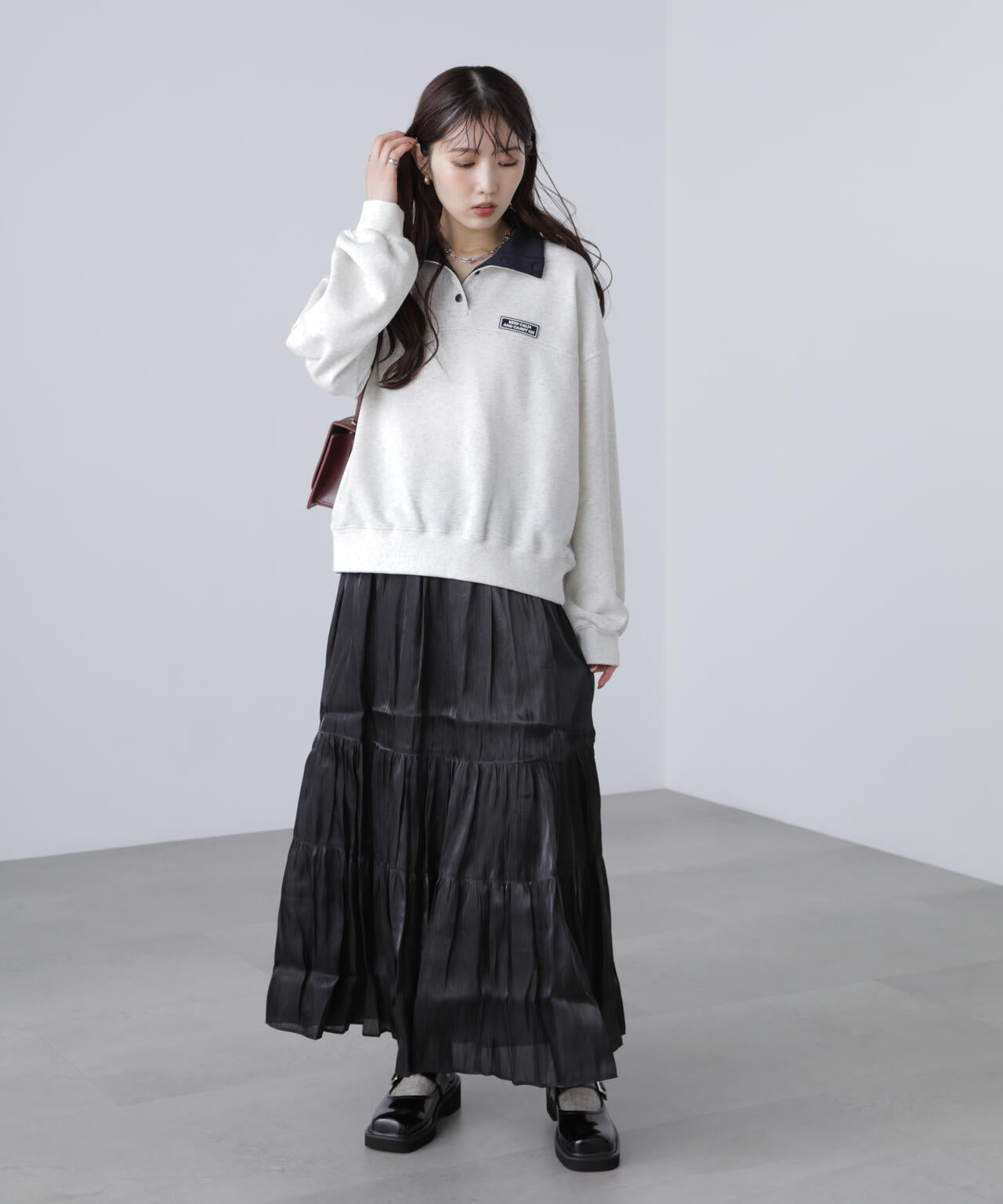 シャイニーティアードスカート