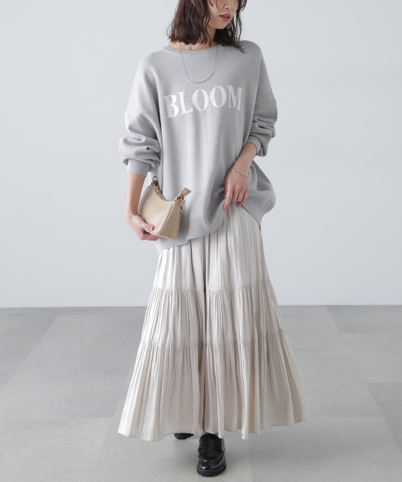 シャイニーティアードスカート