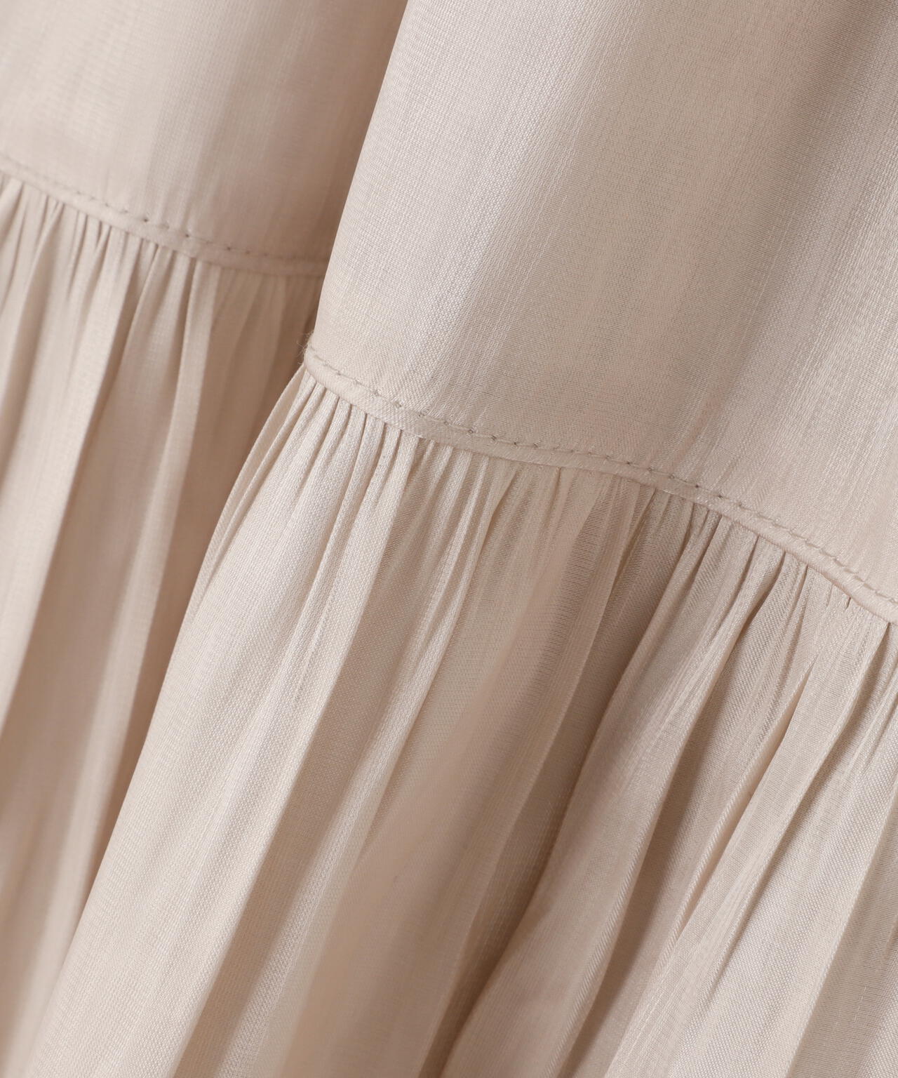 シャイニーティアードスカート