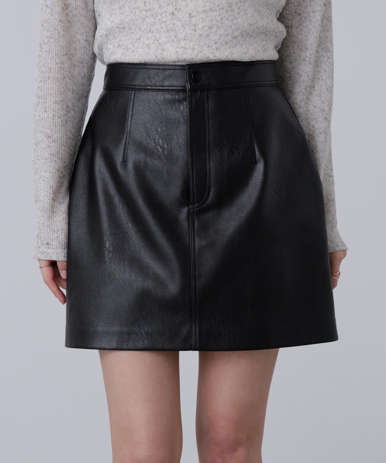 合皮ミニスカート
