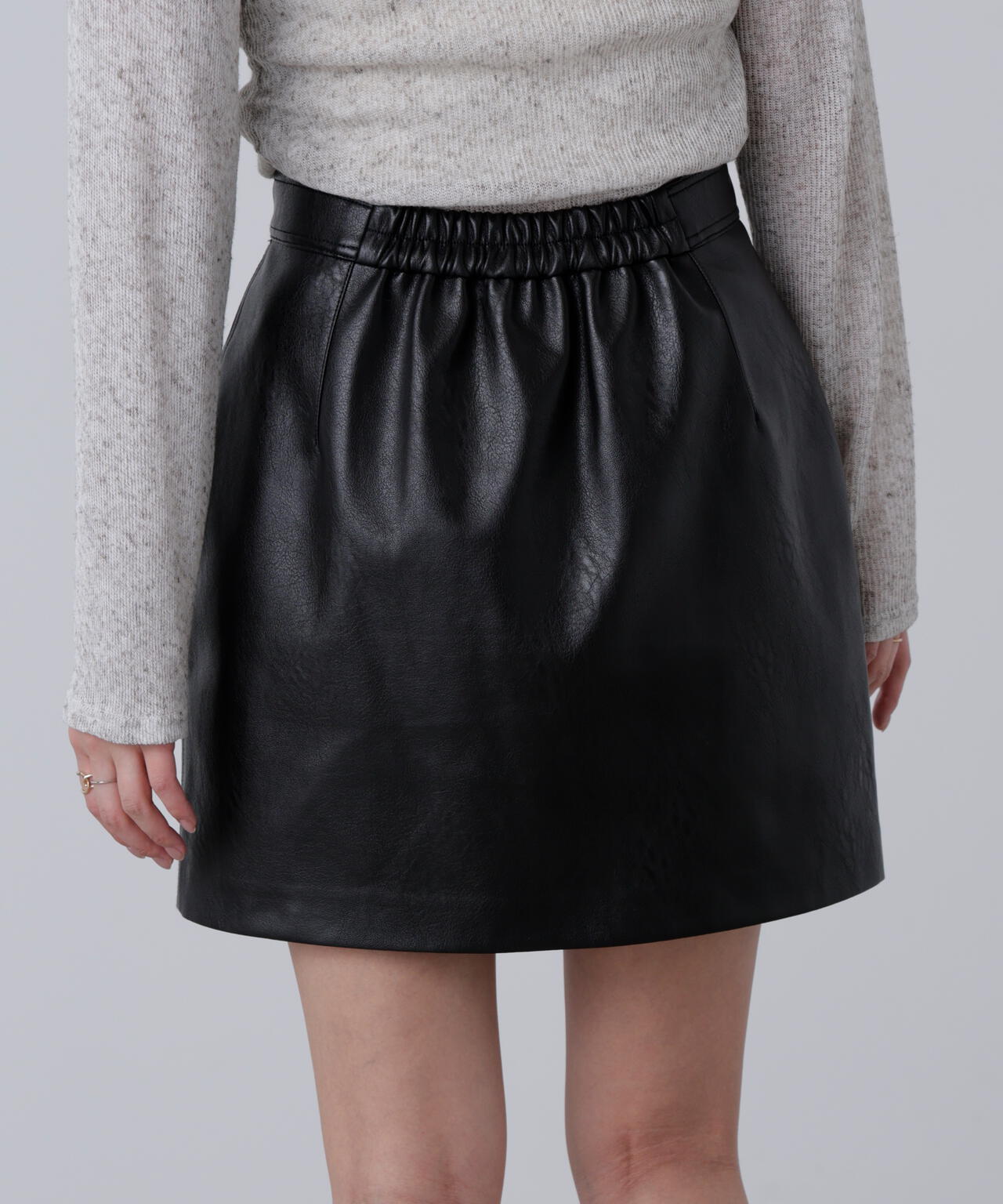 合皮ミニスカート
