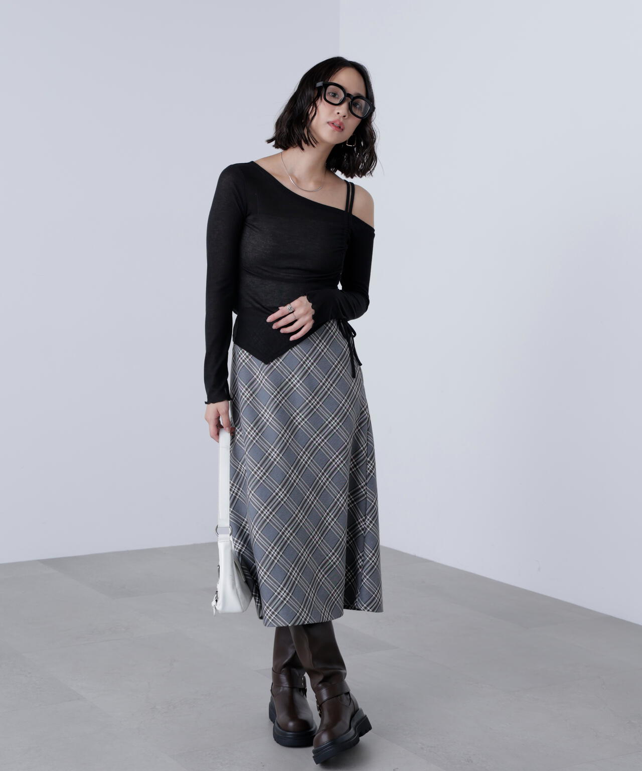 バイアスミディチェックスカート