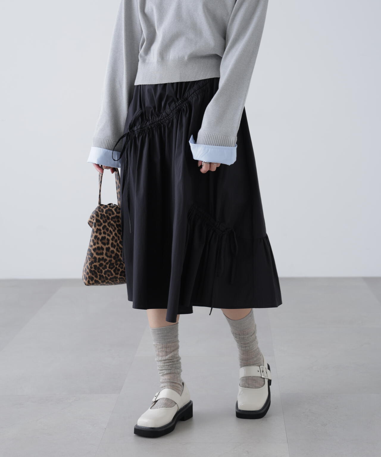 アシメドロストリボンミディスカート