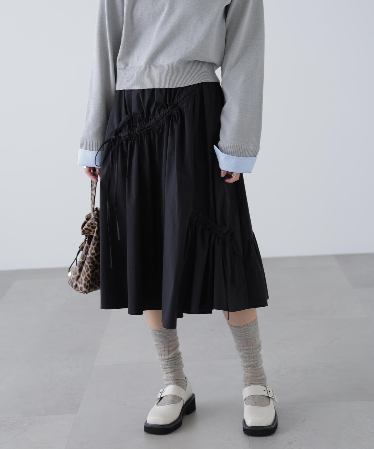 アシメドロストリボンミディスカート