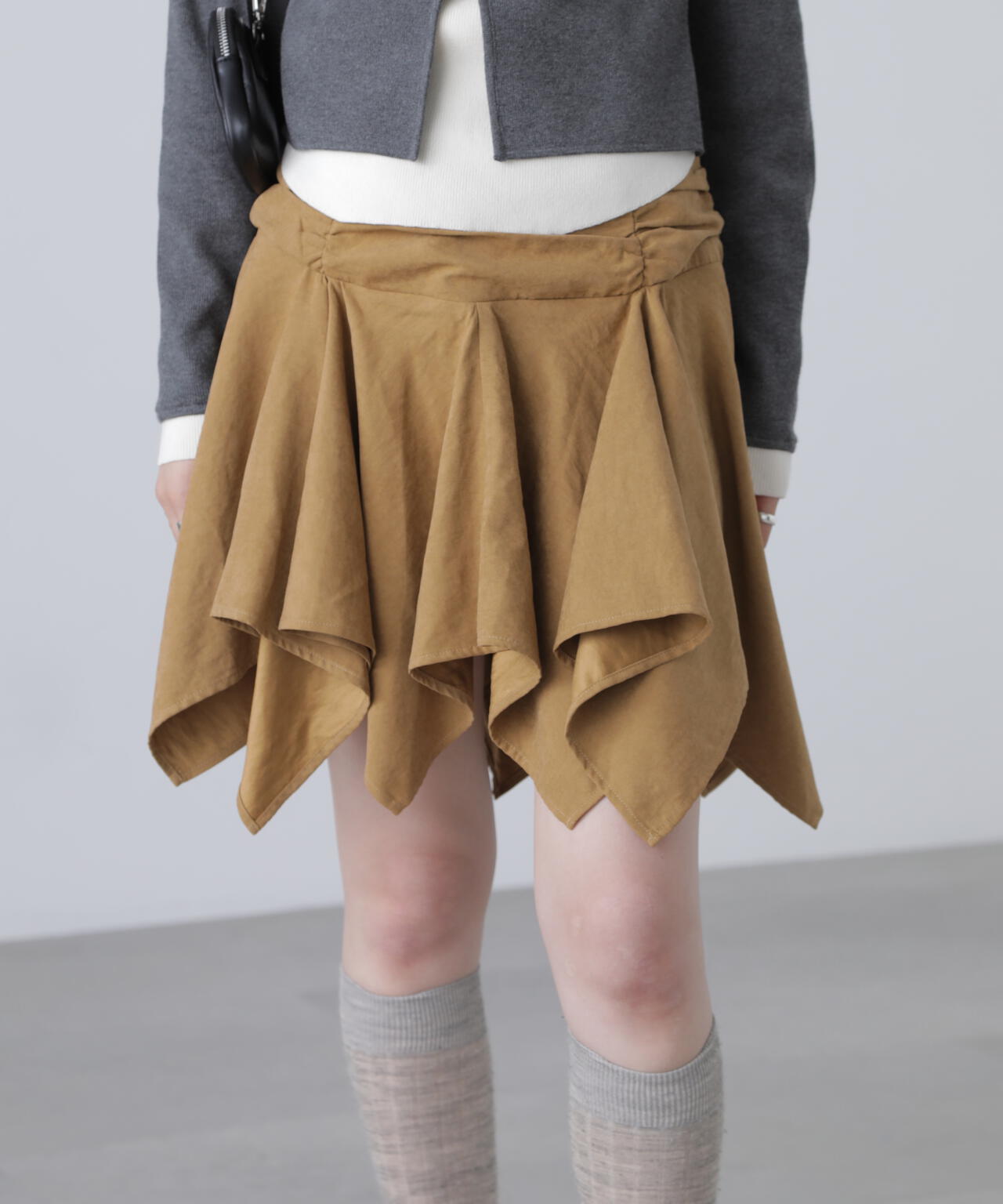 イレヘムギャザーミニスカート