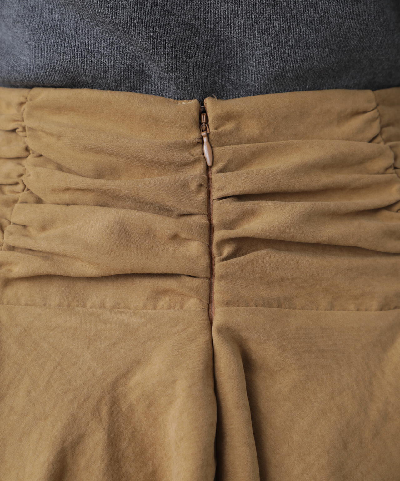 イレヘムギャザーミニスカート