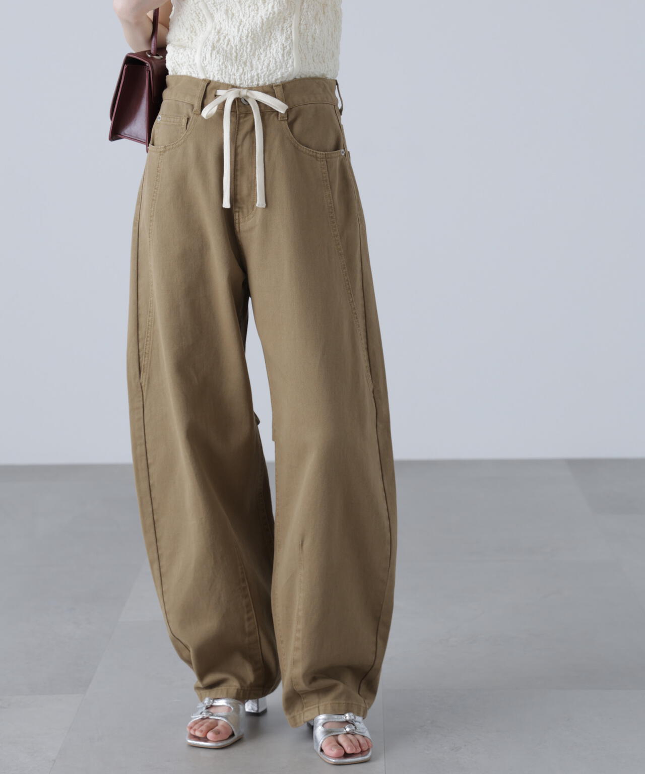 ドロストバレルレッグデニムパンツ