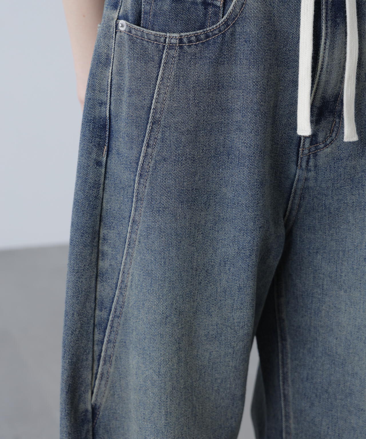 ドロストバレルレッグデニムパンツ