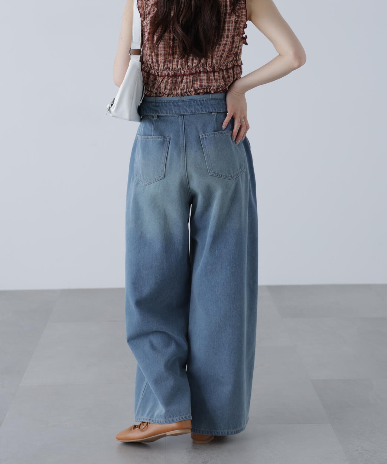 折り返しハイウエストデニムパンツ