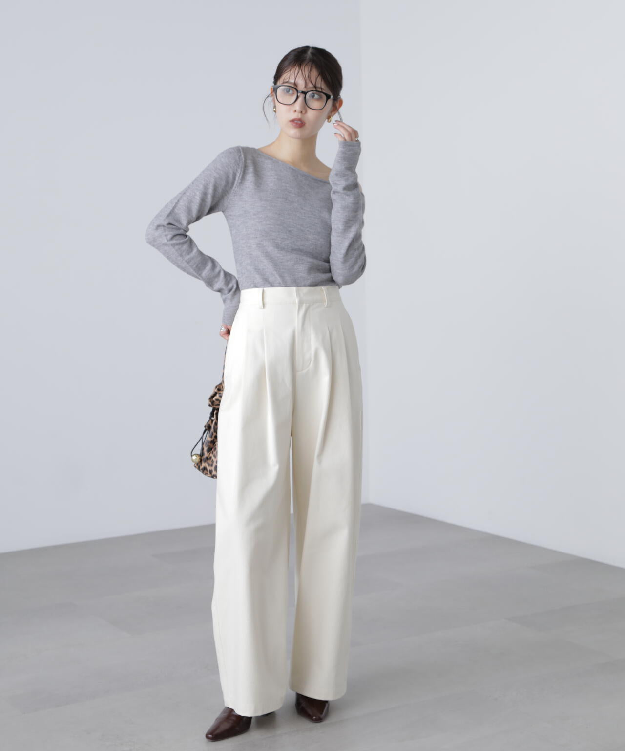 微起毛ツータックボリュームパンツ