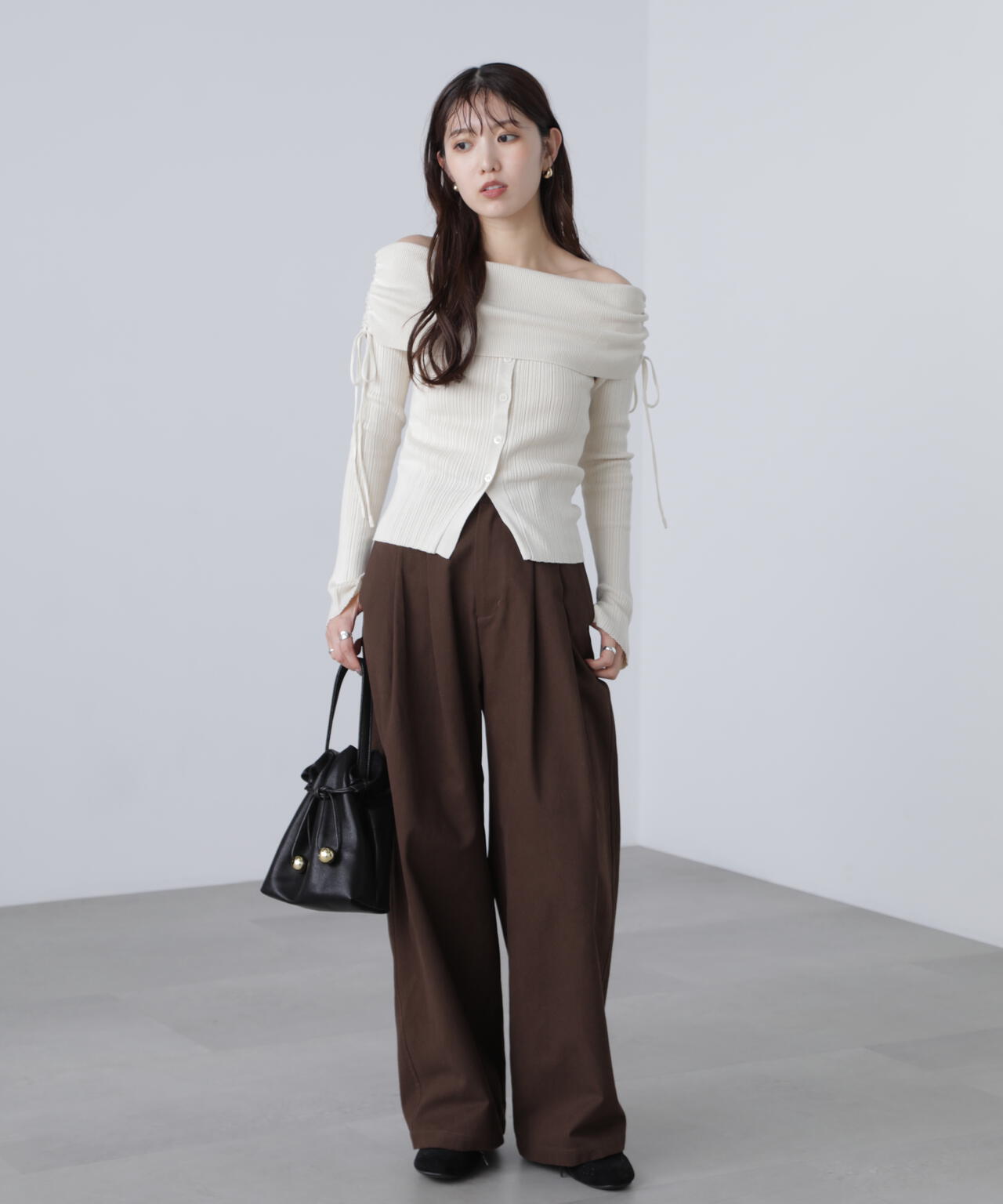 微起毛ツータックボリュームパンツ