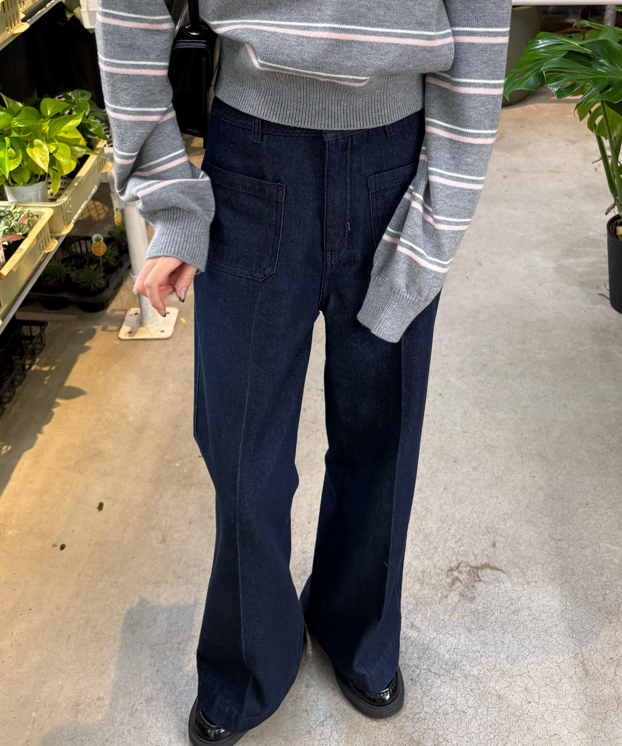 フロントポケットソフトバギーデニムパンツ