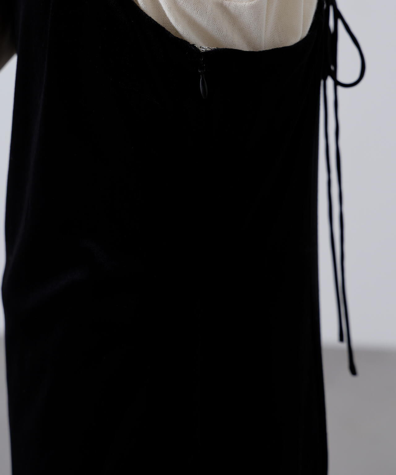 2ストラップベロアキャミワンピース