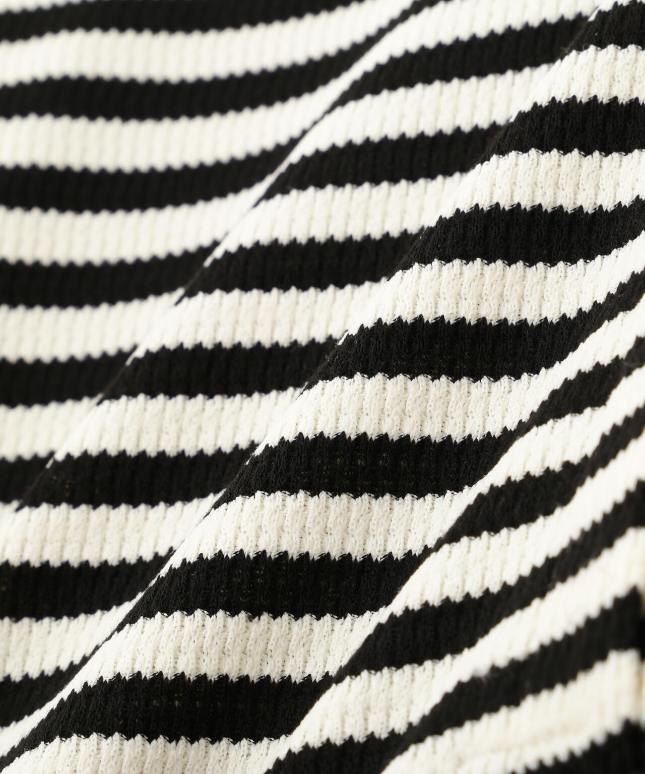 オフショルドッキングワンピース