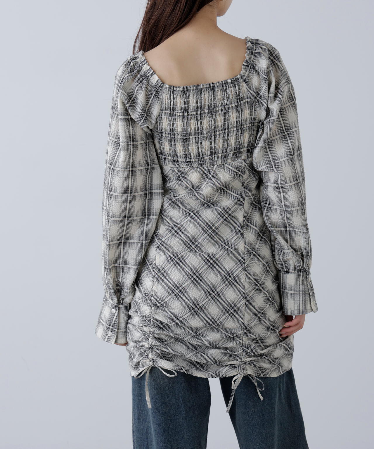 シャーリングドロストリボンチェックミニワンピース