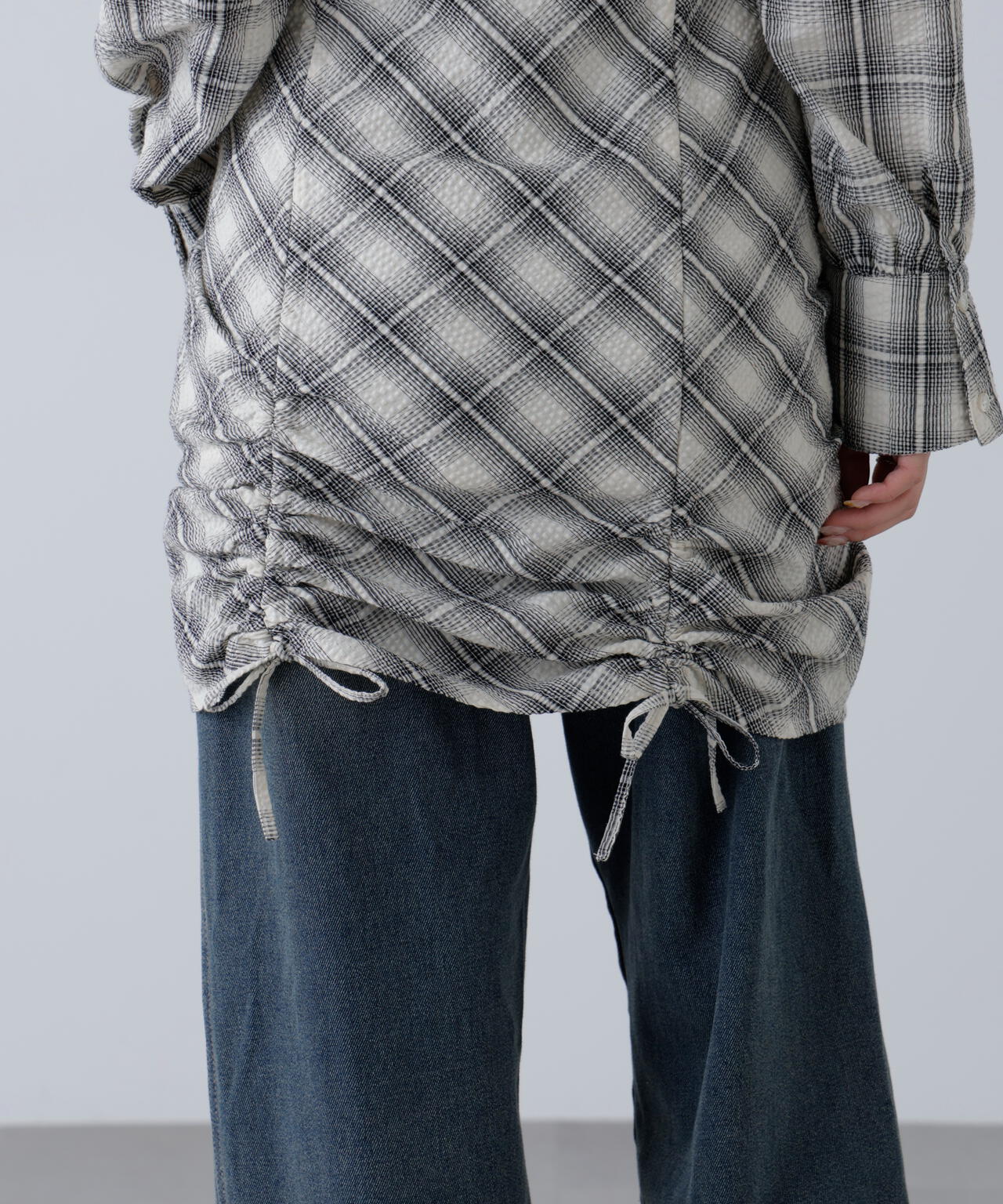 シャーリングドロストリボンチェックミニワンピース