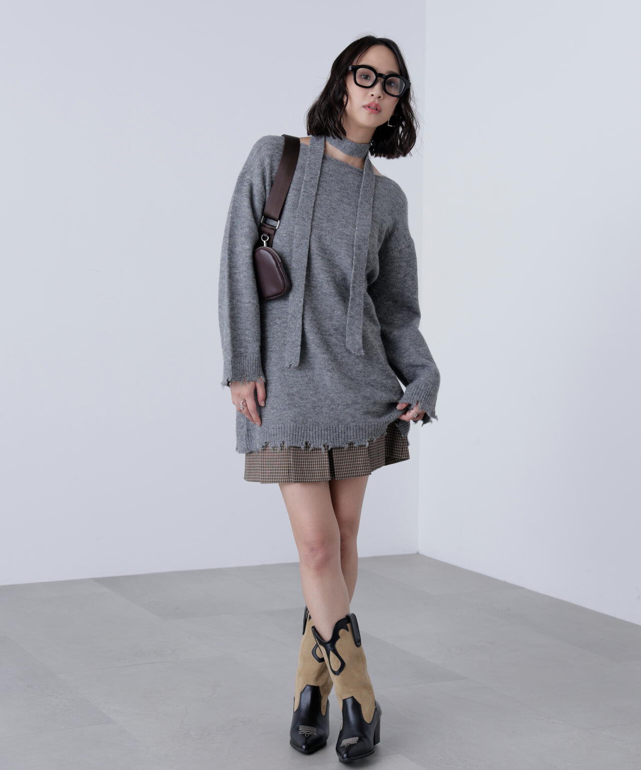 モヘヤ混タイ付きルーズミニワンピース