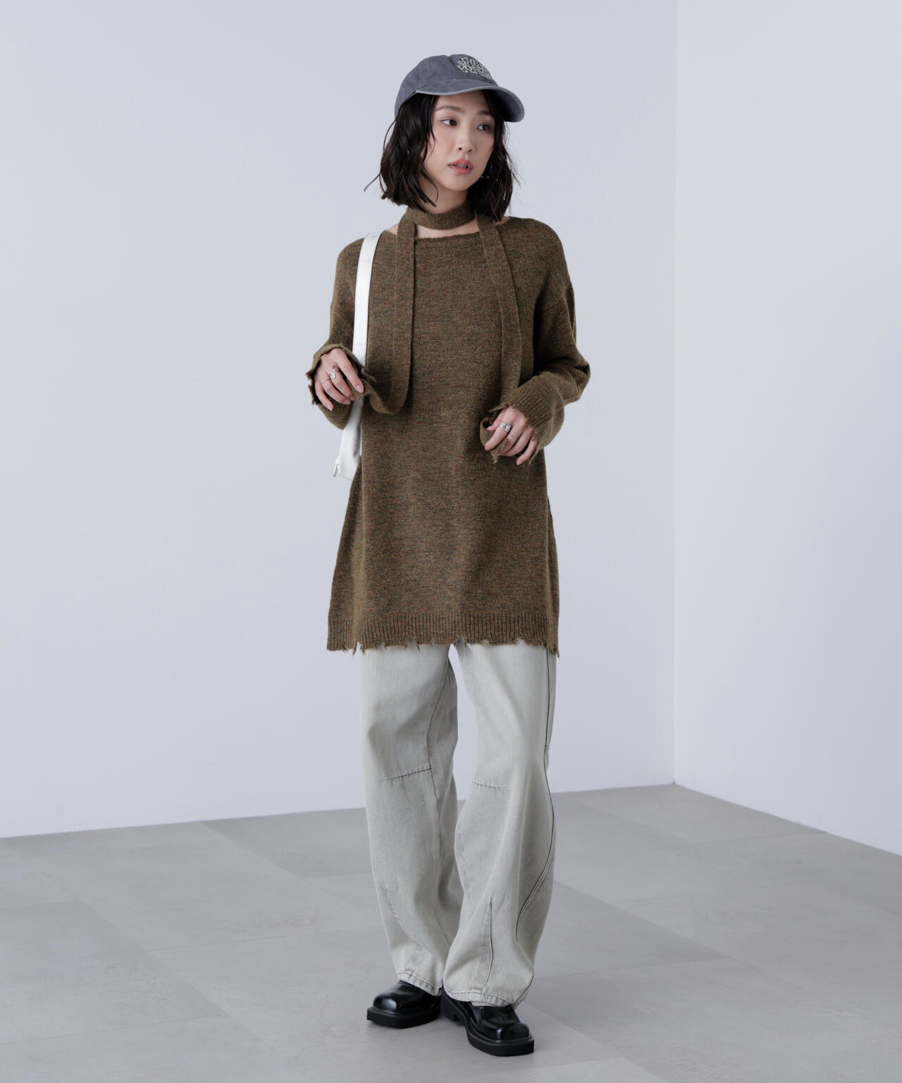 モヘヤ混タイ付きルーズミニワンピース