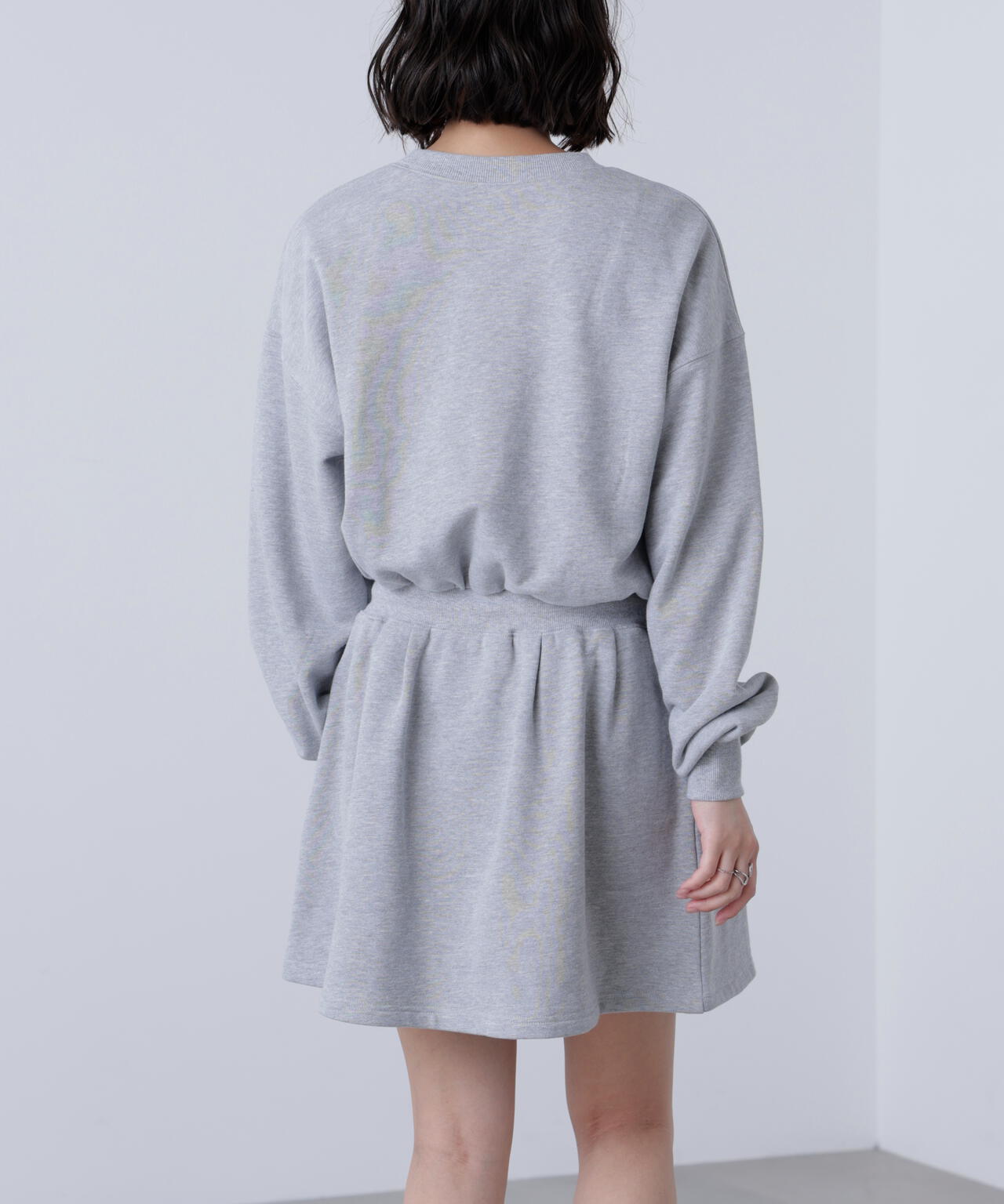 ロゴ刺繍スウェットミニワンピース