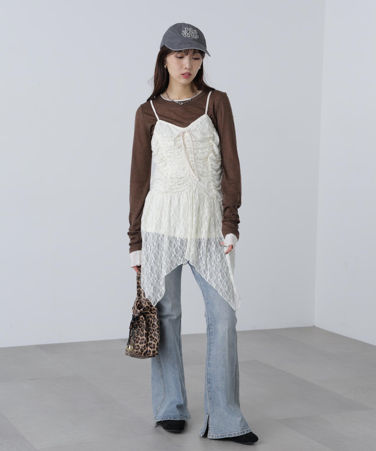 ドロストイレヘムキャミミニワンピース