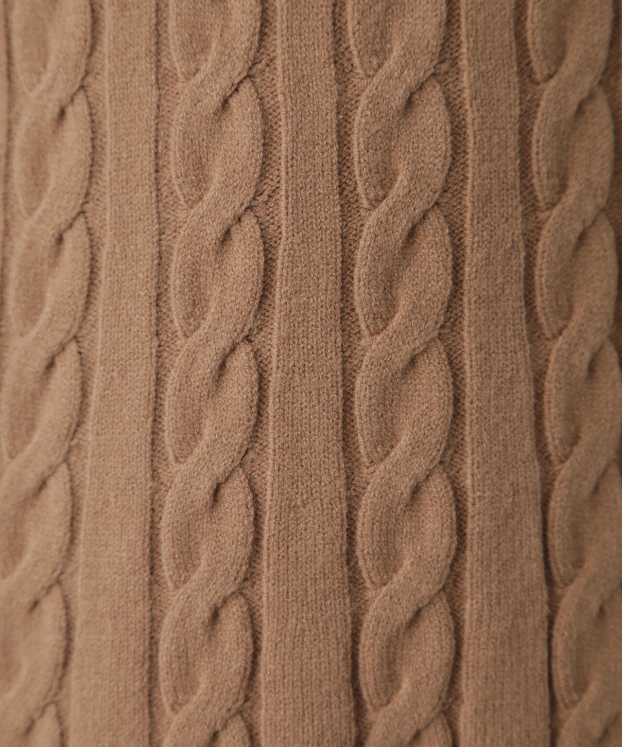 レイヤード風ケーブルニットミニワンピース