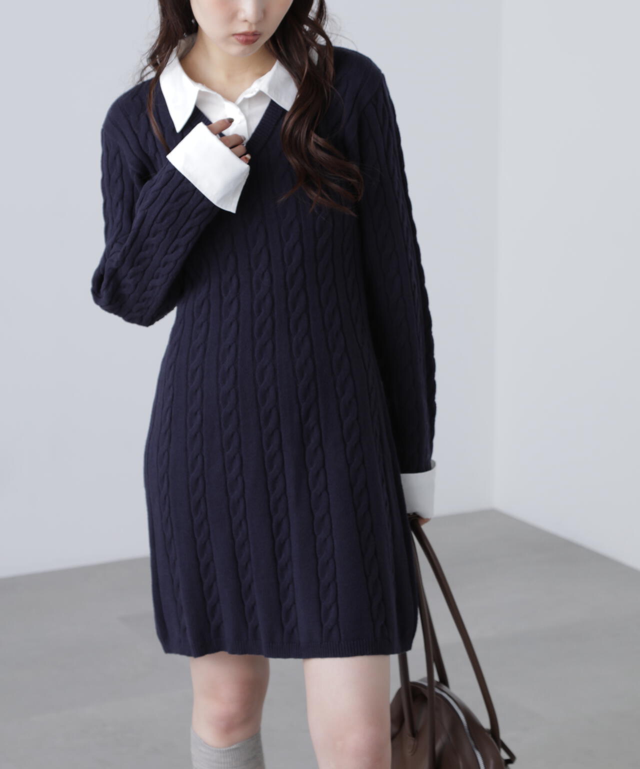 レイヤード風ケーブルニットミニワンピース