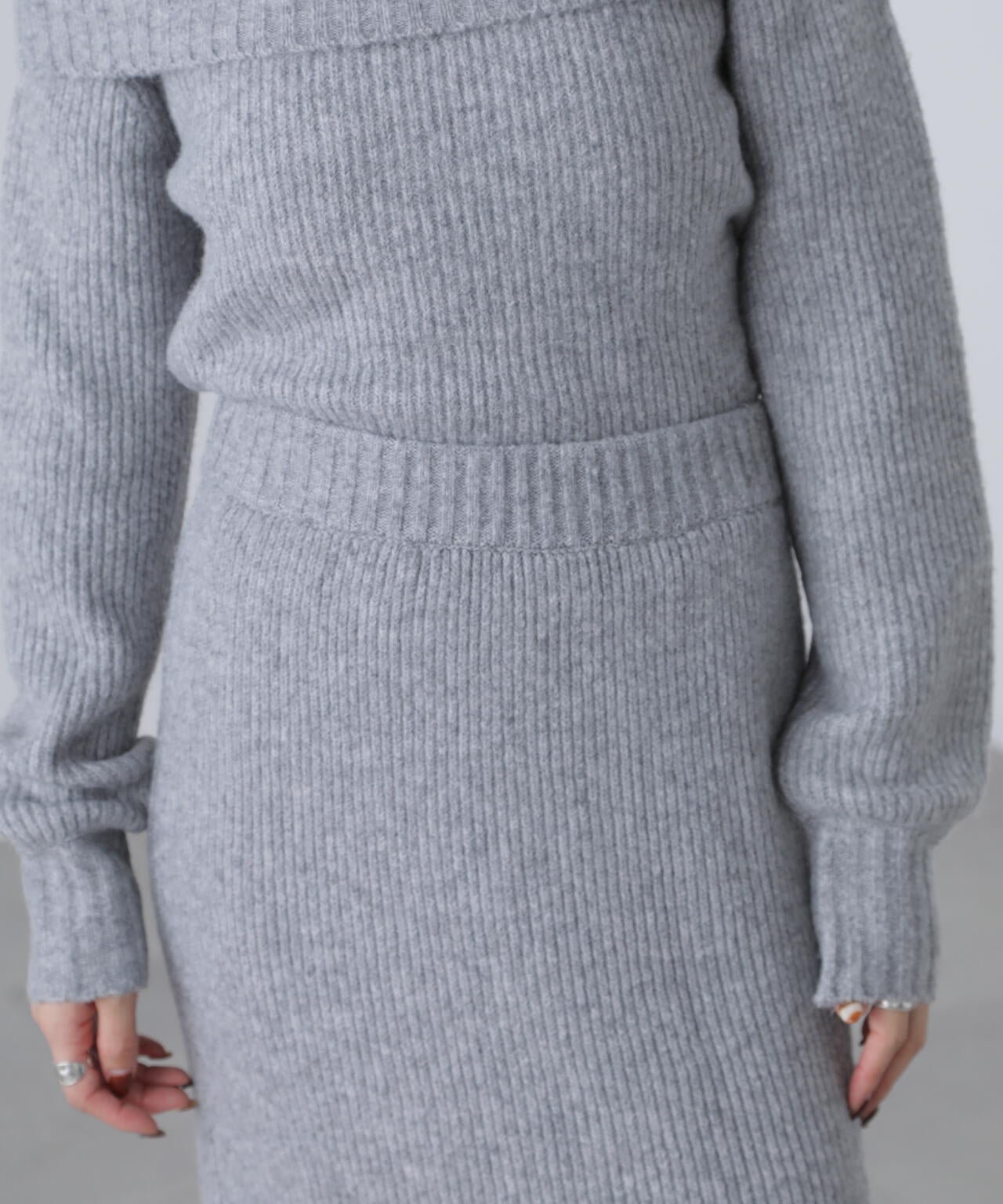 オフショルニットマーメイドスカートセットアップ