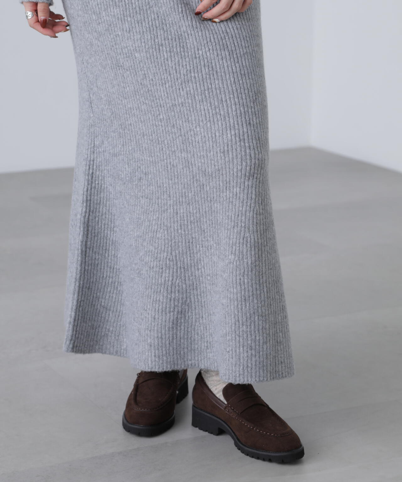 オフショルニットマーメイドスカートセットアップ