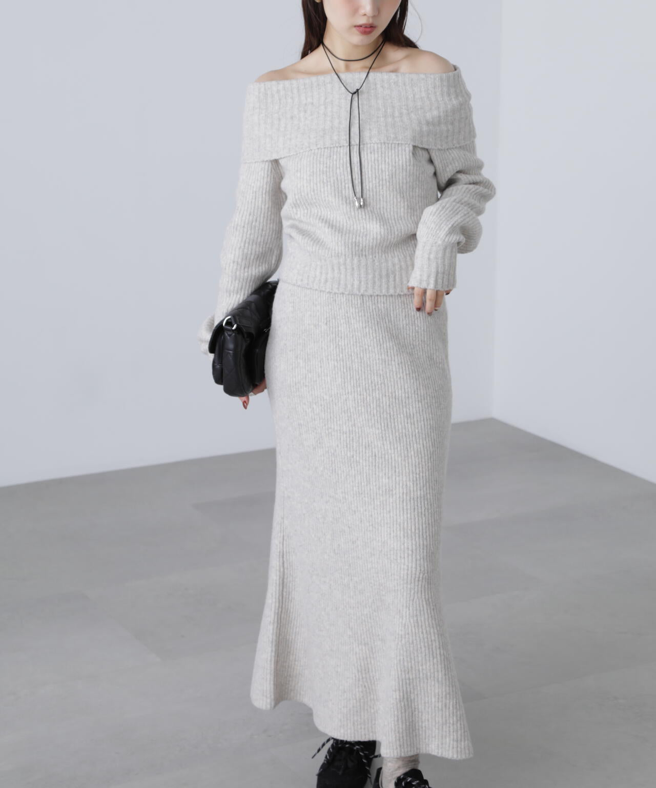 オフショルニットマーメイドスカートセットアップ