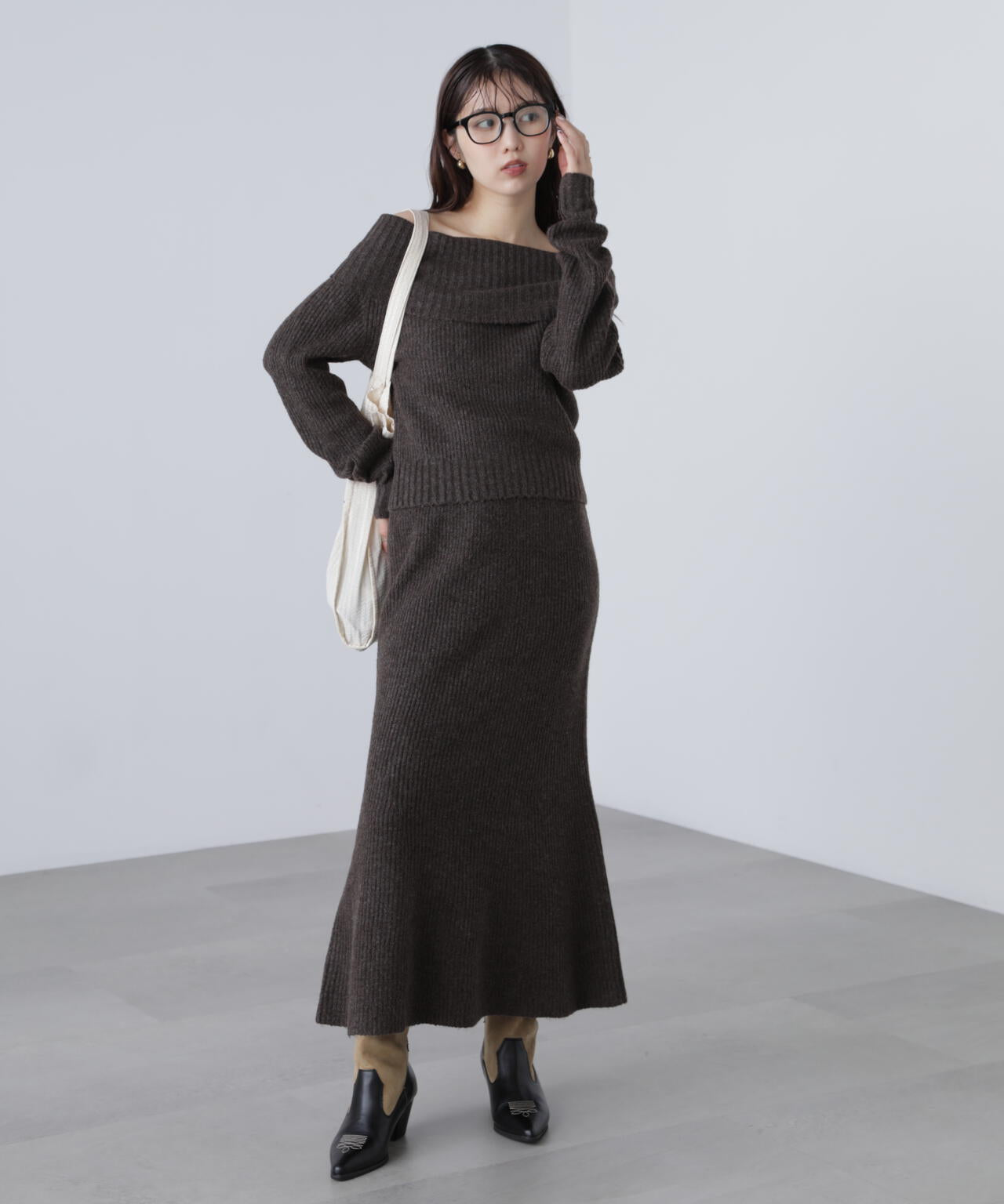 オフショルニットマーメイドスカートセットアップ